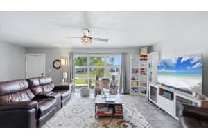 2704 52ND AVENUE TERRACE, BRADENTON, FL 34207 - MLS#MFRA4688522