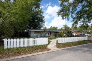 1525 7th Avenue Dr E, BRADENTON