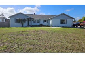 2101 ARROWHEAD AVENUE, DELTONA, FL 32725 - MLS#MFRA4688608