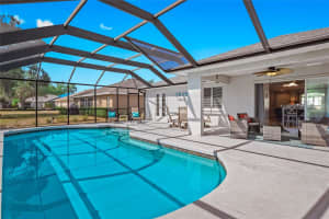 2718 FEIFFER CIRCLE, SARASOTA, FL 34235 - MLS#MFRA4688609