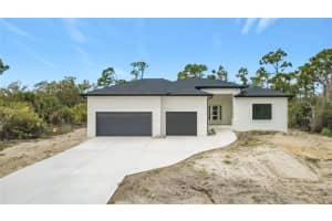 7731 Pinedale Dr, PORT CHARLOTTE