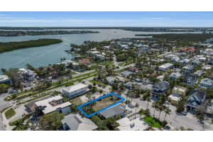 243 COOLIDGE DRIVE, SARASOTA, FL 34236 - MLS#MFRA4688712