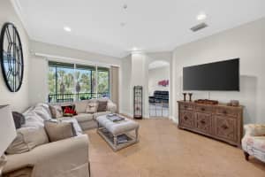 8229 MIRAMAR WAY, LAKEWOOD RANCH, FL 34202 - MLS#MFRA4688736