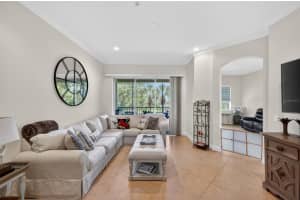 8229 MIRAMAR WAY, LAKEWOOD RANCH, FL 34202 - MLS#MFRA4688736