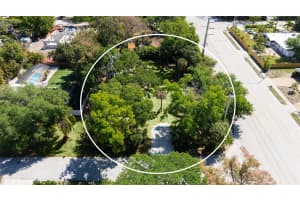 4717 CRYSTAL AVENUE, SARASOTA, FL 34231 - MLS#MFRA4688741
