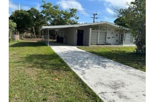 3707 Schwalbe Dr, SARASOTA