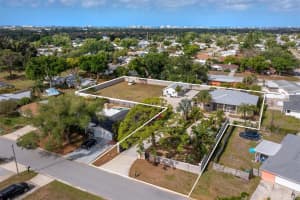 5618 Britannia Dr, SARASOTA