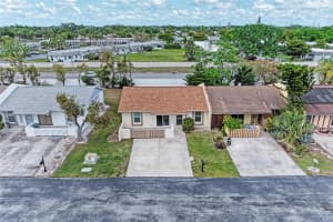4110 39TH AVE W, BRADENTON, FL 34205 - MLS#MFRA4688785