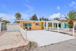 445 63RD STREET, HOLMES BEACH, FL 34217 - MLS#MFRA4688793