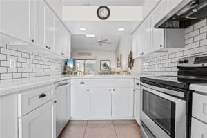 2906 64TH STREET, BRADENTON, FL 34209 - MLS#MFRA4688815