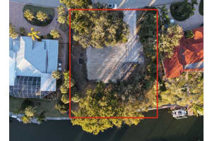 822 PARADISE WAY, SARASOTA, FL 34242 - MLS#MFRA4688817