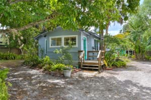 708 42ND STREET, SARASOTA, FL 34234 - MLS#MFRA4688855