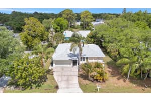 270 DRAGON ROAD, VENICE, FL 34293 - MLS#MFRA4688866