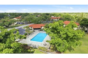 5765 GARDENS DRIVE, SARASOTA, FL 34243 - MLS#MFRA4688880