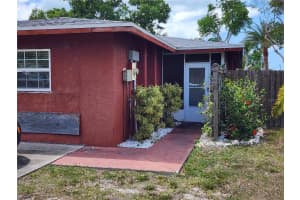 3050 8TH STREET, SARASOTA, FL 34237 - MLS#MFRA4688907