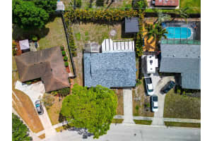 2529 GOLDEN POINCIANA PLACE, SARASOTA, FL 34232 - MLS#MFRA4688911