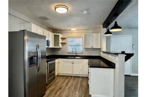 2624 SUNNYBROOK DRIVE, SARASOTA, FL 34239 - MLS#MFRA4688921