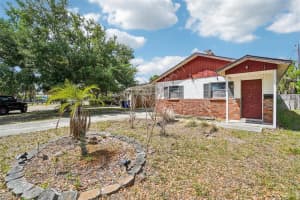 7227 32ND AVENUE, ST PETERSBURG, FL 33710 - MLS#MFRA4688928