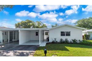 3252 WESTFORD LANE, SARASOTA, FL 34231 - MLS#MFRA4688937