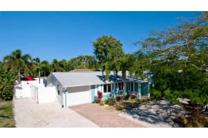 504 69TH STREET, HOLMES BEACH, FL 34217 - MLS#MFRA4688938