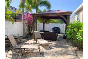 7704 DESOTO STREET, TAMPA, FL 33616 - MLS#MFRA4688955