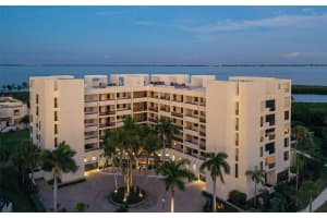 1932 Harbourside Dr #242, LONGBOAT KEY