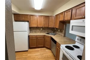 2760 COCONUT BAY LN LANE, SARASOTA, FL 34237 - MLS#MFRA4689021