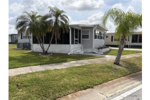 5308 TRI PAR DRIVE, SARASOTA, FL 34234 - MLS#MFRA4689063