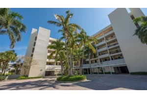 1932 HARBOURSIDE DRIVE, LONGBOAT KEY, FL 34228 - MLS#MFRA4689076