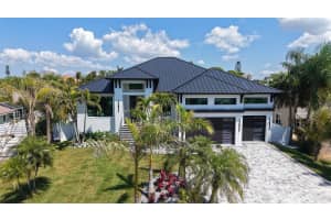 413 ISLAND CIRCLE, SARASOTA, FL 34242 - MLS#MFRA4689084