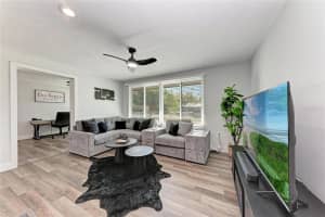 339 SUWANEE AVENUE, SARASOTA, FL 34243 - MLS#MFRA4689113