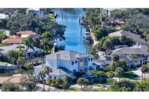 558 VENICE LANE, SARASOTA, FL 34242 - MLS#MFRA4689132