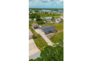 549 LAKEMONT AVENUE, PORT CHARLOTTE, FL 33952 - MLS#MFRA4689195