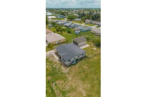 549 LAKEMONT AVENUE, PORT CHARLOTTE, FL 33952 - MLS#MFRA4689195