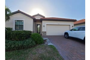 19353 NEARPOINT DRIVE, VENICE, FL 34292 - MLS#MFRA4689236