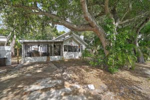 2403 HICKORY AVENUE, SARASOTA, FL 34234 - MLS#MFRA4689265