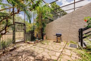 323 BOBBY JONES ROAD, SARASOTA, FL 34232 - MLS#MFRA4689282