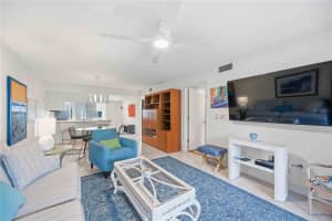 7754 EAGLE CREEK DRIVE, SARASOTA, FL 34243 - MLS#MFRA4689298