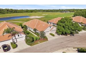 6922 Woodmore Ter, LAKEWOOD RANCH