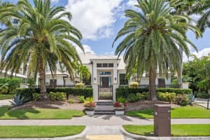 361 S BLVD OF THE PRESIDENTS, SARASOTA, FL 34236 - MLS#MFRA4689343