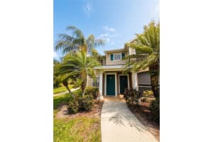 8905 MANOR LOOP, LAKEWOOD RANCH, FL 34202 - MLS#MFRA4689380