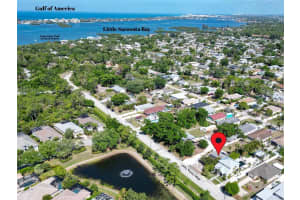 1885 VAMO WAY, SARASOTA, FL 34231 - MLS#MFRA4689397