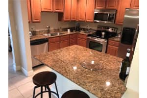 808 3RD AVENUE, BRADENTON, FL 34205 - MLS#MFRA4689432