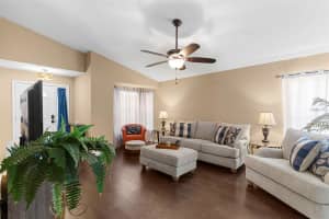 2144 HATTERAS POINT, LAKELAND, FL 33813 - MLS#MFRA4689474