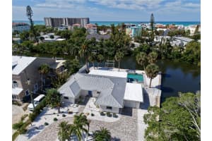 306 ISLAND CIRCLE, SARASOTA, FL 34242 - MLS#MFRA4689514