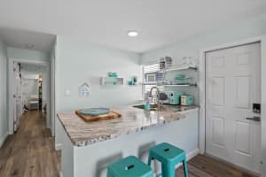2084 GROVE STREET, SARASOTA, FL 34239 - MLS#MFRA4689586
