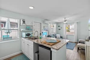 2084 GROVE STREET, SARASOTA, FL 34239 - MLS#MFRA4689586