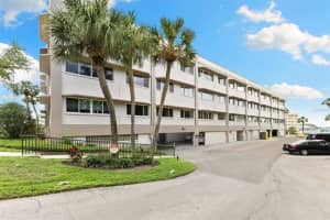 100 Bluff View Dr #207b, BELLEAIR BLUFFS