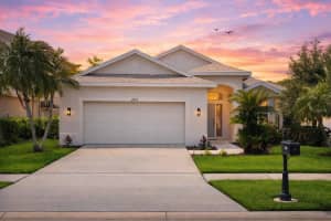 3712 DORAL STREET, PALM HARBOR, FL 34685 - MLS#MFRA4689611