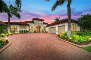 296 MARAVIYA BOULEVARD, NOKOMIS, FL 34275 - MLS#MFRA4689624